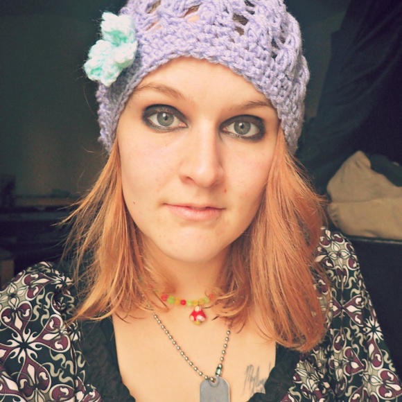 Meet Your Posher, Anya! - Picture 3 of 5